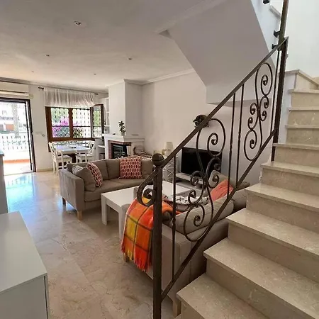 By The Pool Costa Blanca 3br בית נופש